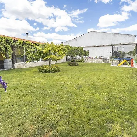 Casa Aperos 펜션 Santibáñez de Valcorba